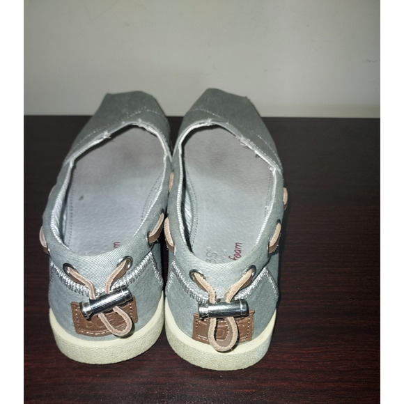 Bobs Skechers Women's Slip Ons 7.5M Boat Shoes Memory Foam Canvas Gray 33739 - Picture 3 of 13